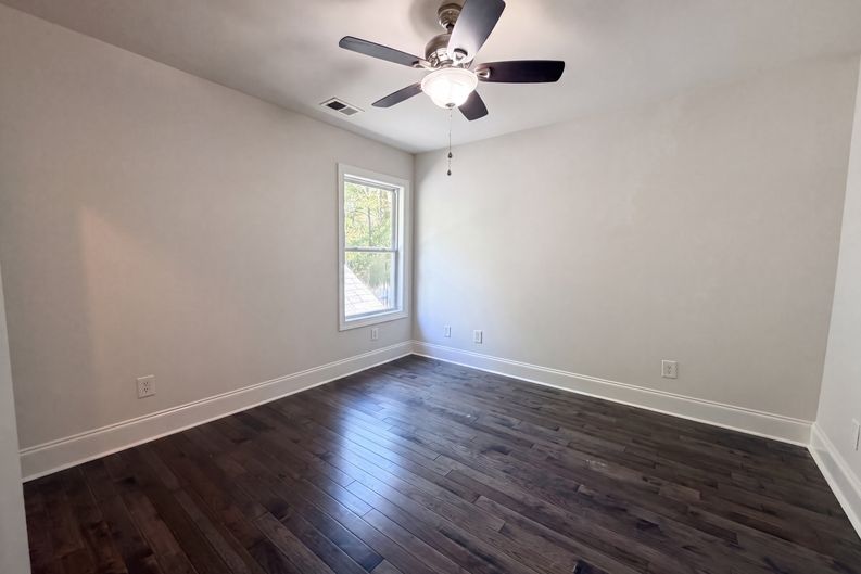 Photo 13 of 27 of 502 Live Oaks Ct, Fort Mill, SC