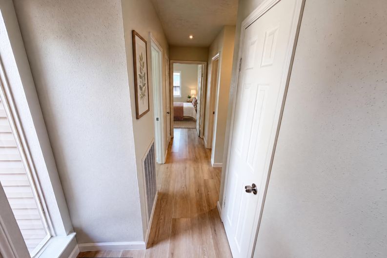 Photo 17 of 20 of 318 Floravista Dr, Webster, TX