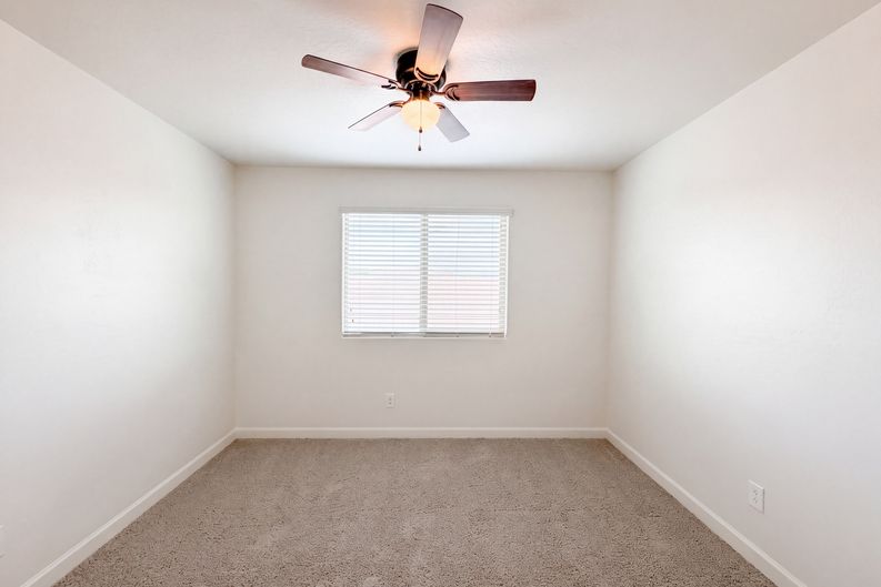 Photo 12 of 22 of 28539 N Moonstone Way, San Tan Valley, AZ