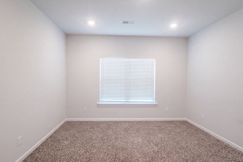 Photo 10 of 58 of 12898 Golden Hay Cir NW, Madison, AL