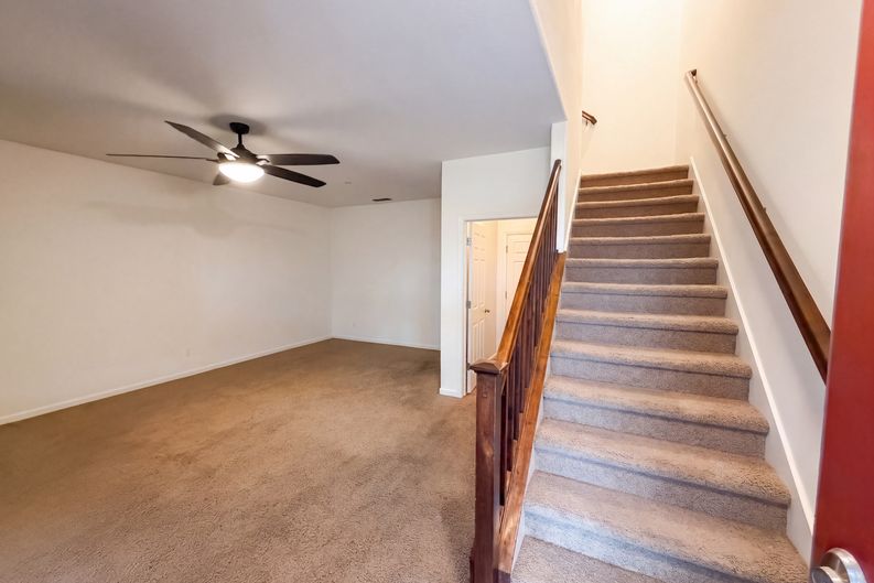 Photo 6 of 31 of 6107 Lonetree Blvd, Rocklin, CA