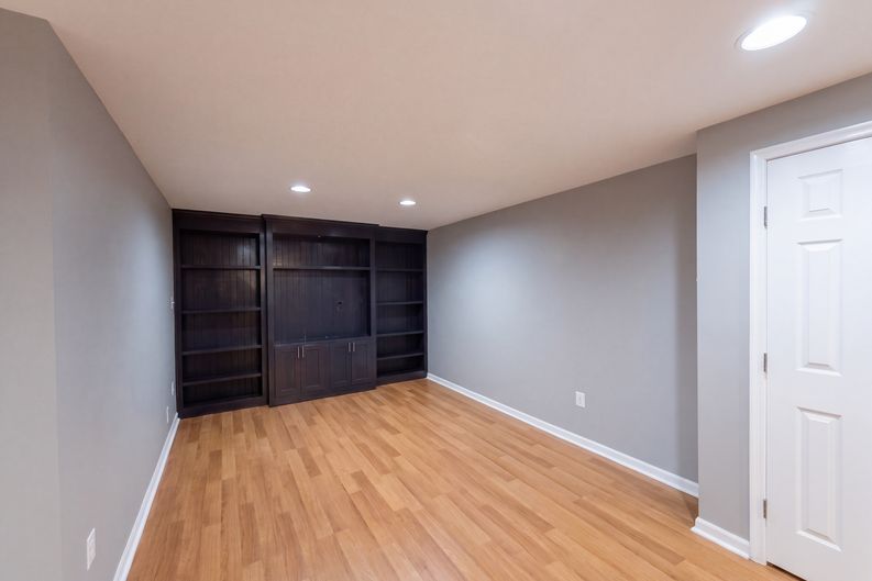Photo 19 of 27 of 11301 Willowdale Dr, Germantown, MD