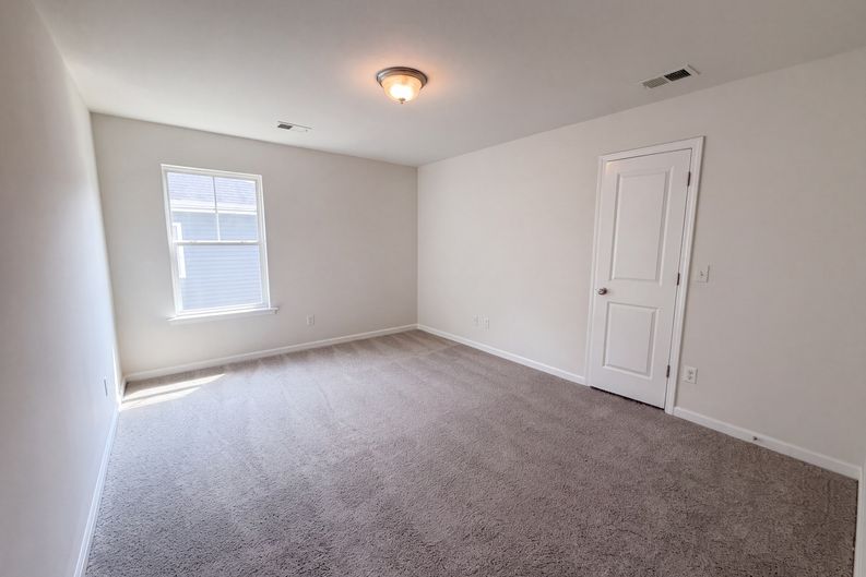 Photo 16 of 28 of 407 Westmoreland Rd, Columbia, SC
