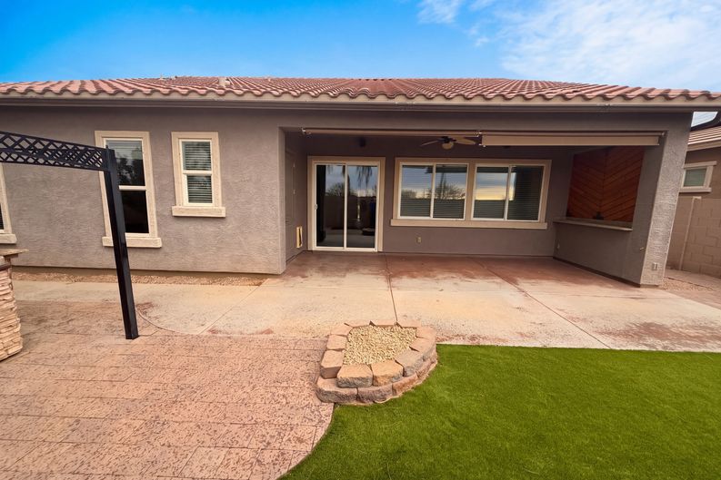 Photo 5 of 22 of 13155 W Avenida Del Rey, Peoria, AZ