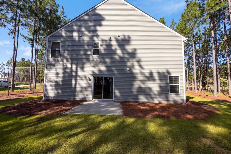 Photo 5 of 16 of 4066 Calloway Rd, Raeford, NC