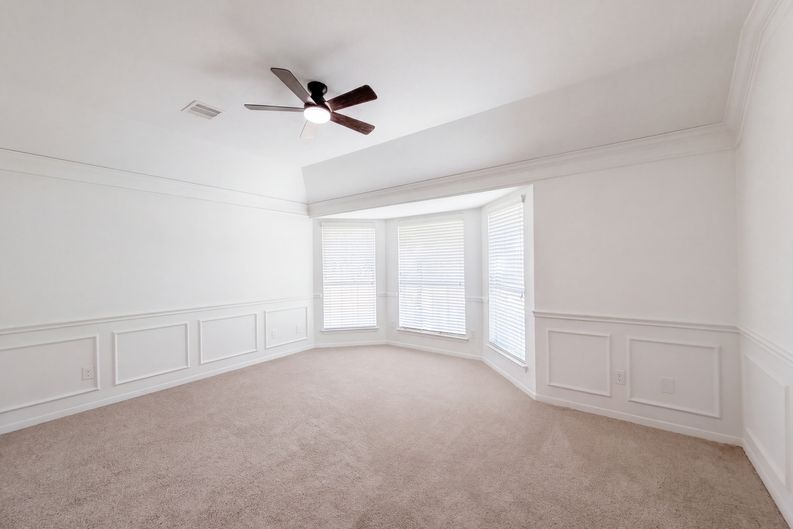 Photo 8 of 27 of 24831 Blane Dr, Katy, TX