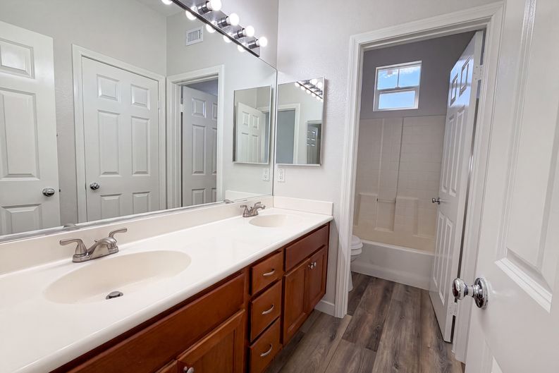 Photo 18 of 25 of 41534 King Palm Ave, Murrieta, CA