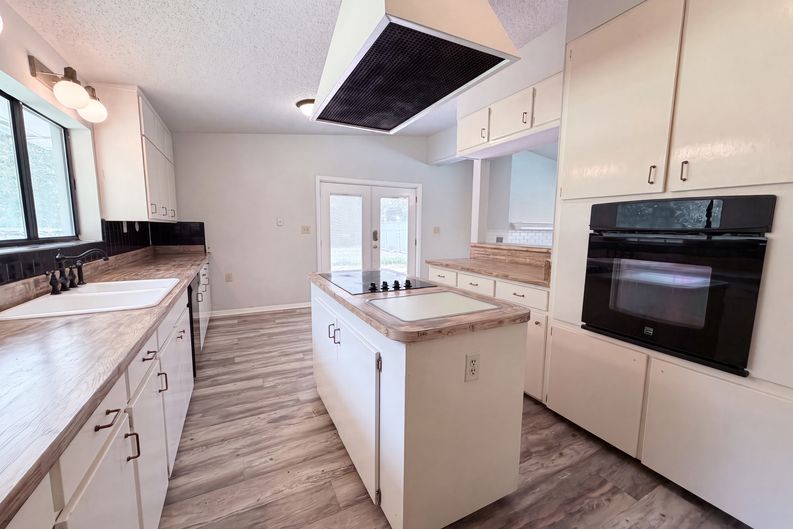 Photo 6 of 21 of 1605 Raiford Rd, Starke, FL