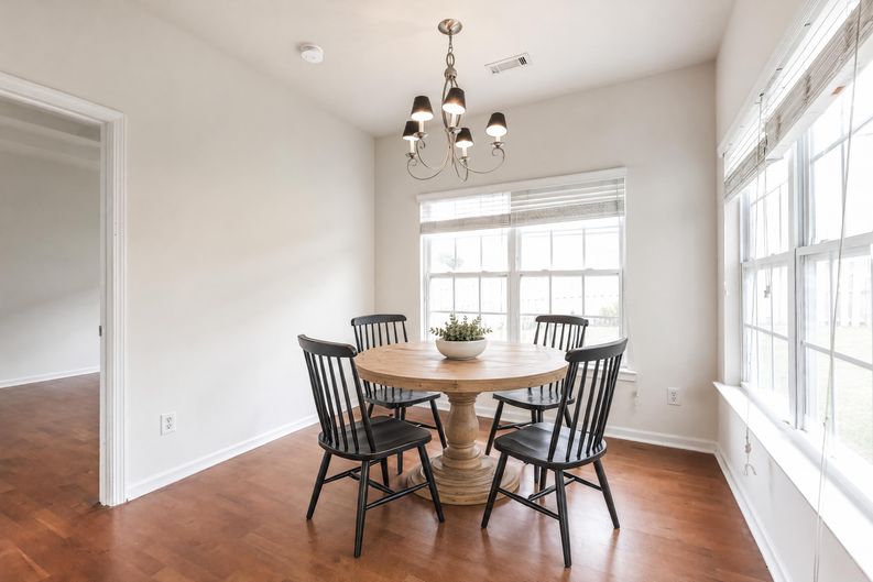 Photo 8 of 22 of 109 Pine Walk Dr, Greenville, SC