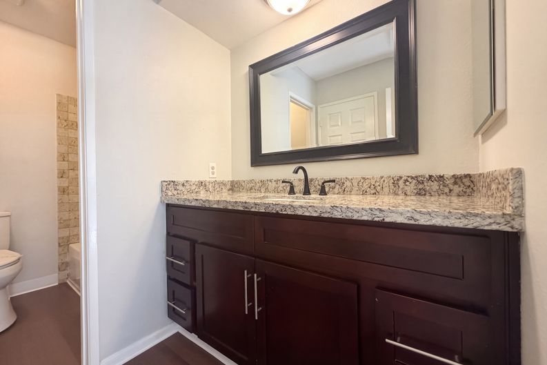 Photo 15 of 27 of 912 S Mountain Ave, Ontario, CA