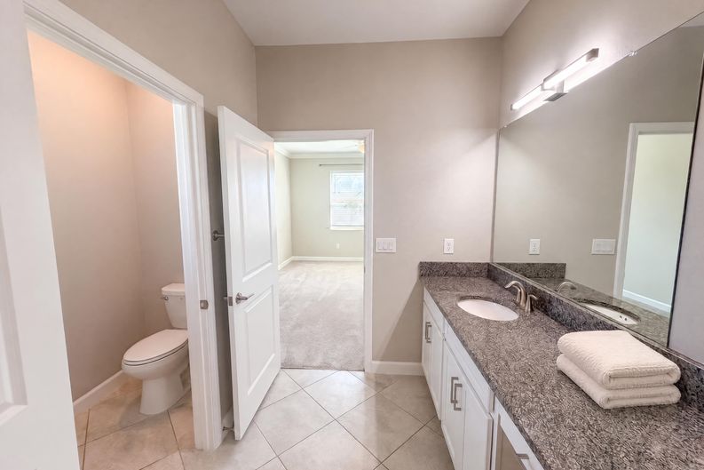 Photo 21 of 32 of 31351 Cannon Rush Dr, San Antonio, FL