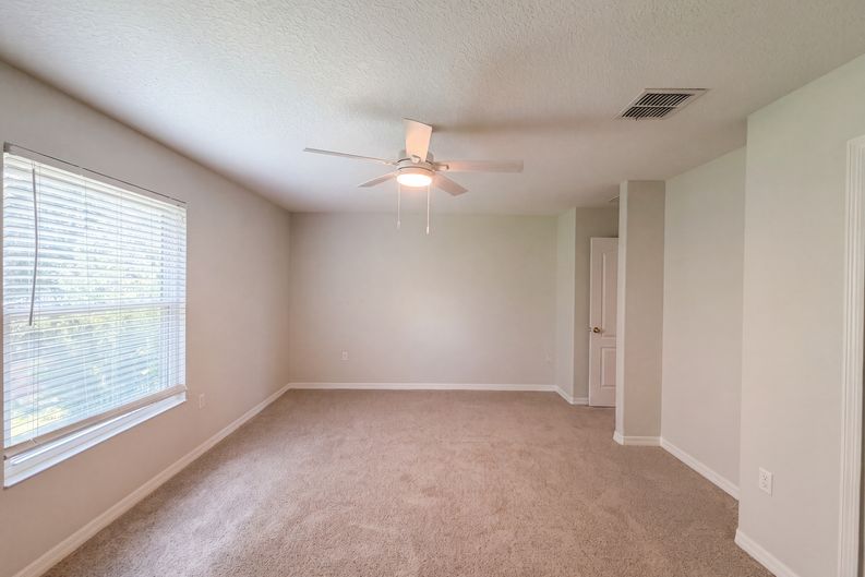 Photo 19 of 39 of 12706 Grovehurst Ave, Winter Garden, FL