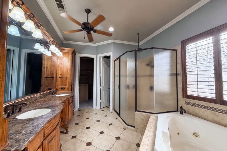 Photo 11 of 28 of 1930 Fair Oaks Ln, Prosper, TX