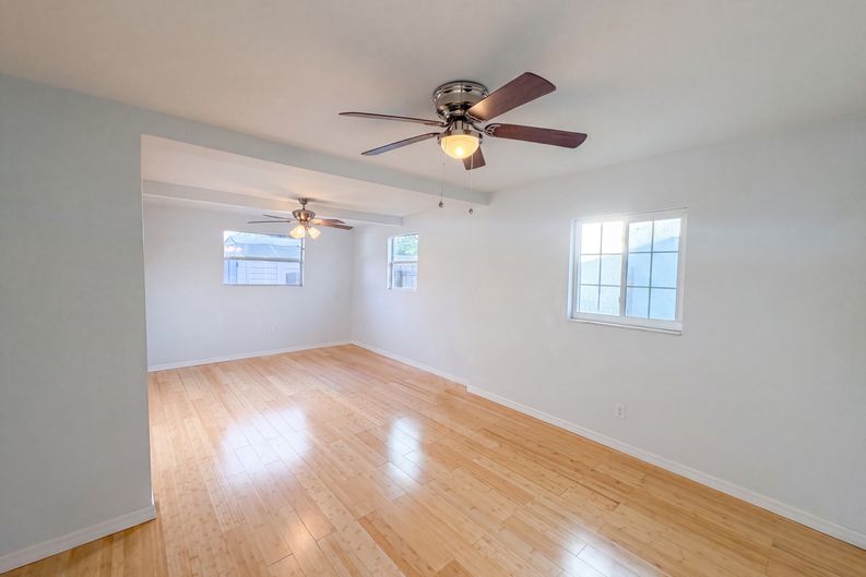 Photo 10 of 27 of 8283 86th Ave, Seminole, FL