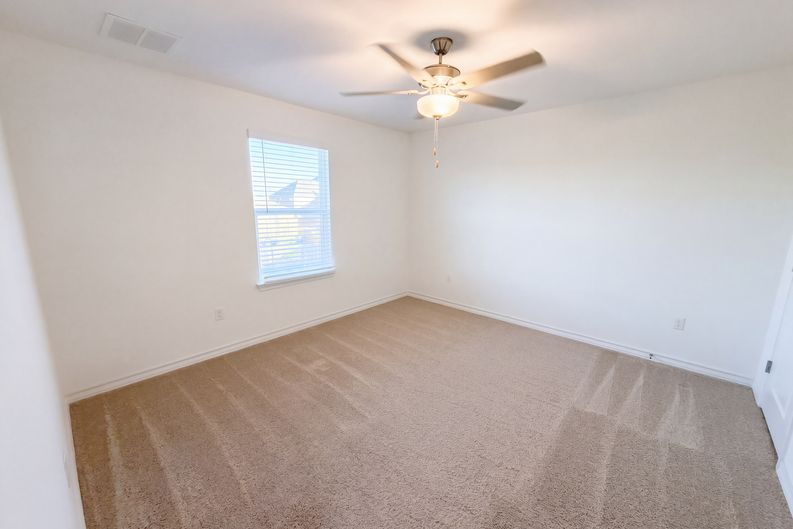 Photo 14 of 24 of 17325 Casanova Ave, Pflugerville, TX