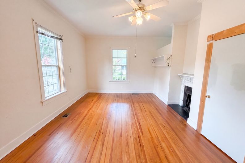 Photo 8 of 16 of 1727 Green St NE, Conyers, GA