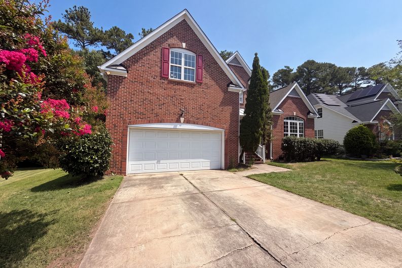 Photo 14 of 16 of 113 Vista Brooke Dr, Morrisville, NC