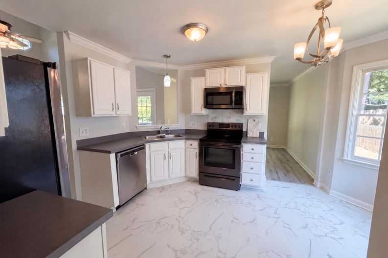 Photo 7 of 23 of 122 Crookham Ct, Wake Forest, NC