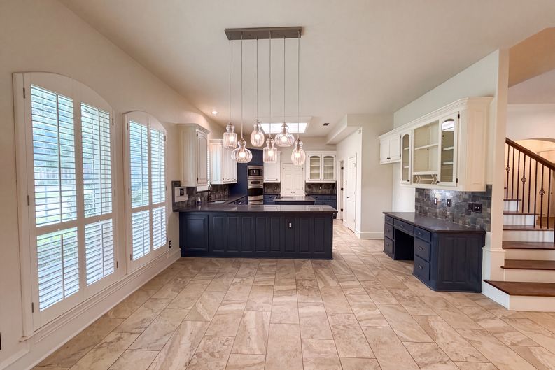 Photo 16 of 38 of 4606 Mill Wood Dr, Colleyville, TX
