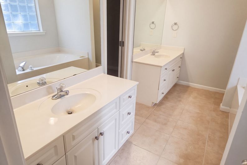 Photo 9 of 15 of 4233 Sierra Way, Gardendale, AL