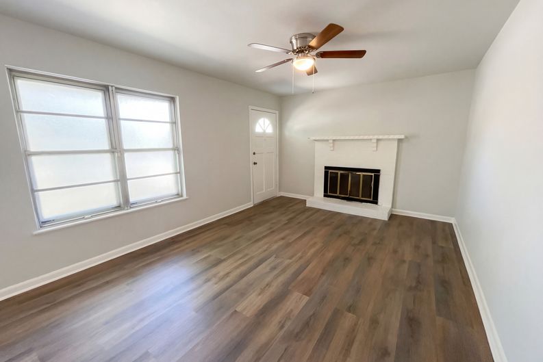 Photo 3 of 14 of 354 Saipan Pl, San Antonio, TX