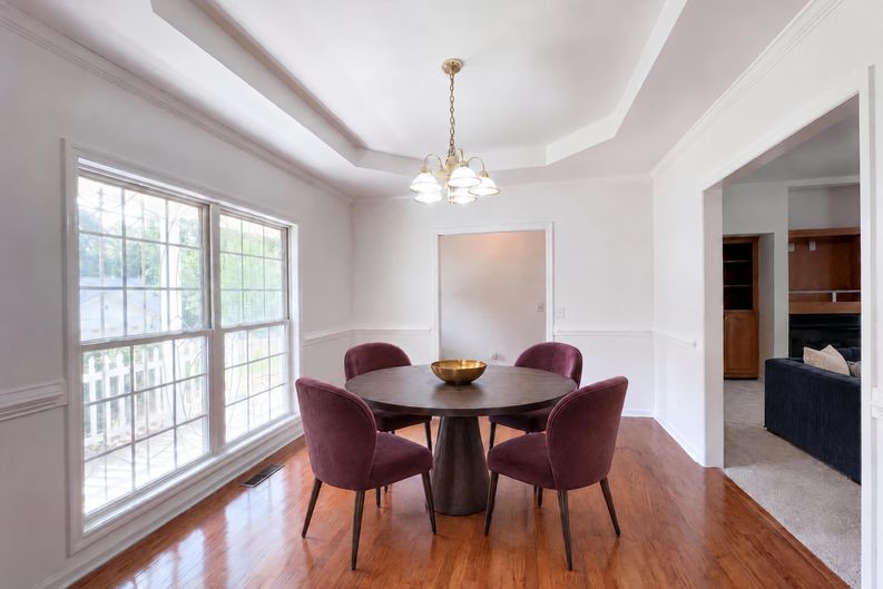 Photo 8 of 39 of 3073 Saratoga Dr, Dalton, GA