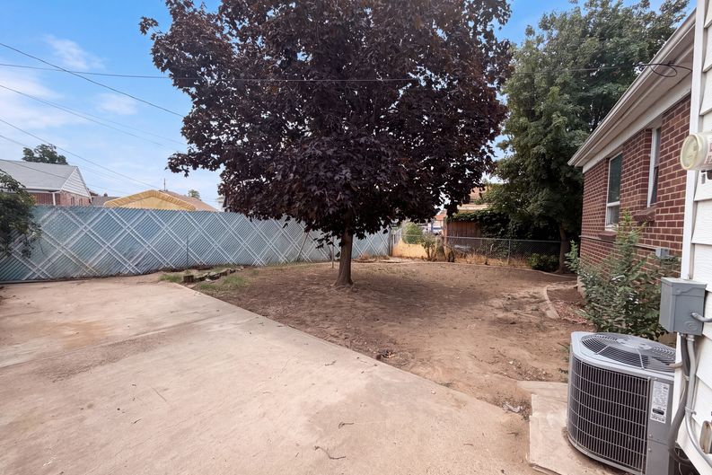 Photo 21 of 23 of 116 Ross Dr, Clearfield, UT