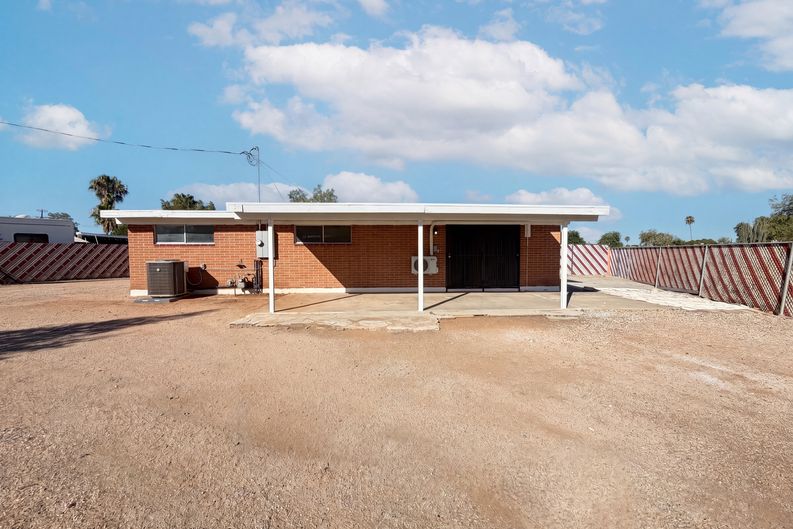 Photo 5 of 19 of 7266 E 29th St, Tucson, AZ