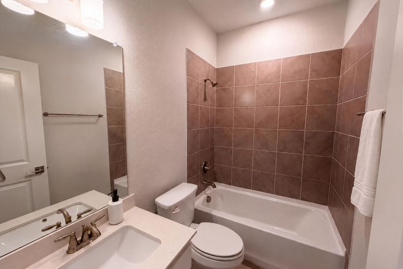 Photo 14 of 22 of 1448 Martingale Ln, Forney, TX