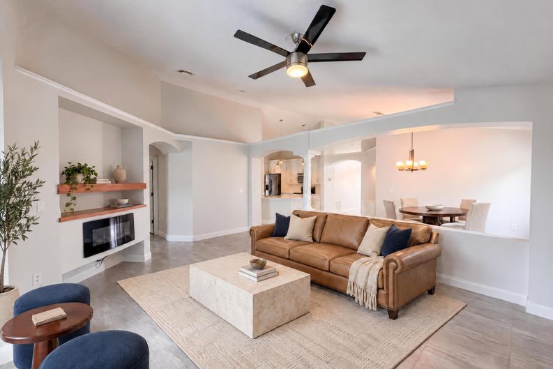 Photo 8 of 28 of 4615 Eaglet Ln, Kissimmee, FL