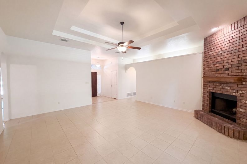 Photo 7 of 17 of 5415 Foxhill Rd, Temple, TX
