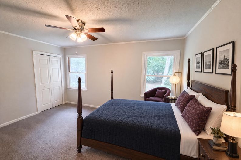 Photo 9 of 22 of 3029 Southampton Cir, Gastonia, NC