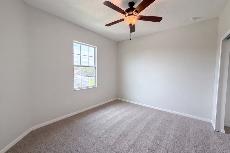 Photo 19 of 40 of 881 Haring Ln, Mount Dora, FL