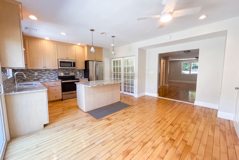 Photo 9 of 41 of 661 Main St, Millis, MA