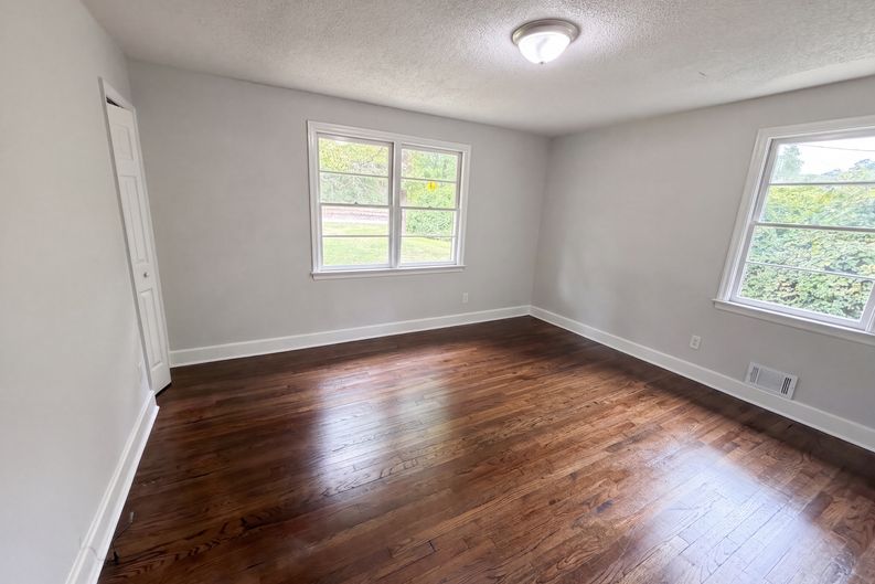 Photo 15 of 20 of 840 Decatur St, West Columbia, SC