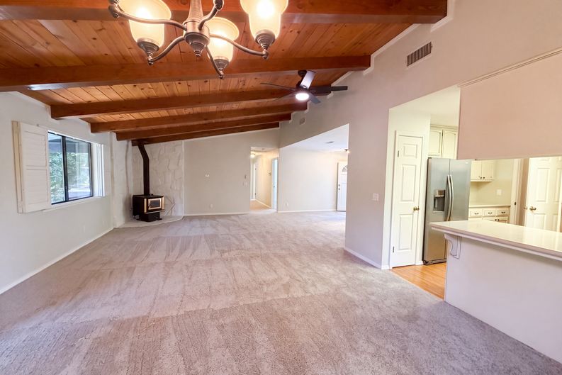 Photo 6 of 11 of 19273 Salvador Ct, Groveland, CA