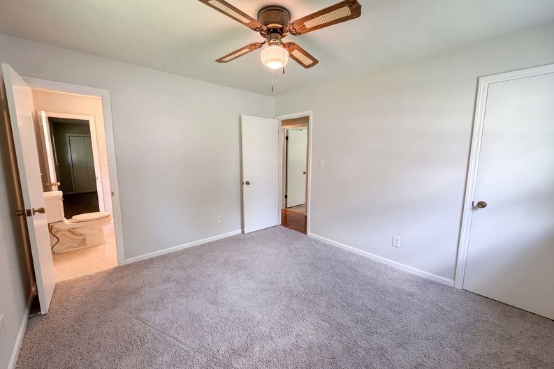 Photo 4 of 34 of 2310 McEachern School Rd, Powder Springs, GA