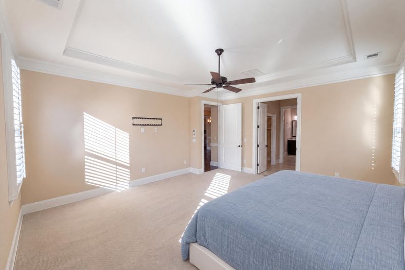 Photo 9 of 34 of 14629 Glen Valley Ct, Charlotte, NC