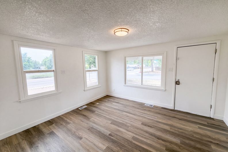Photo 6 of 20 of 1298 S Perry St, Denver, CO