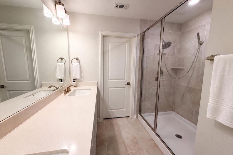 Photo 10 of 22 of 1448 Martingale Ln, Forney, TX