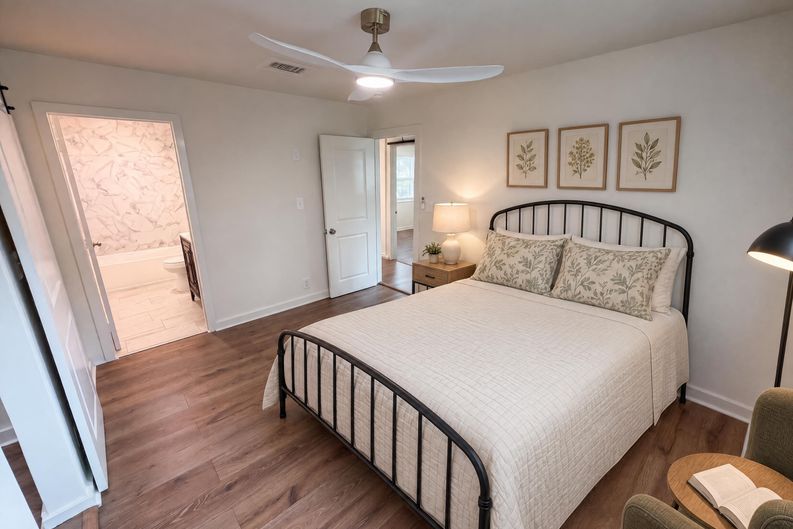 Photo 9 of 25 of 2225 Misty Ln SE, Smyrna, GA