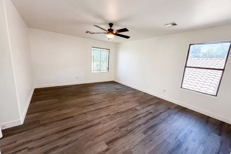 Photo 10 of 23 of 800 S Bedford Dr, Chandler, AZ