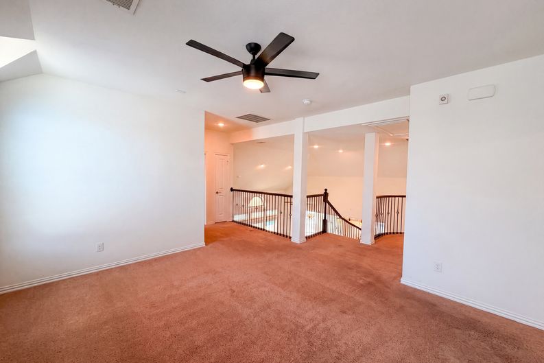 Photo 17 of 34 of 4305 Curlew Ln, Garland, TX