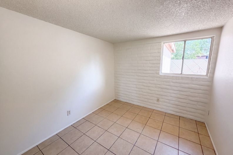 Photo 5 of 21 of 6956 E Lola Pl, Tucson, AZ