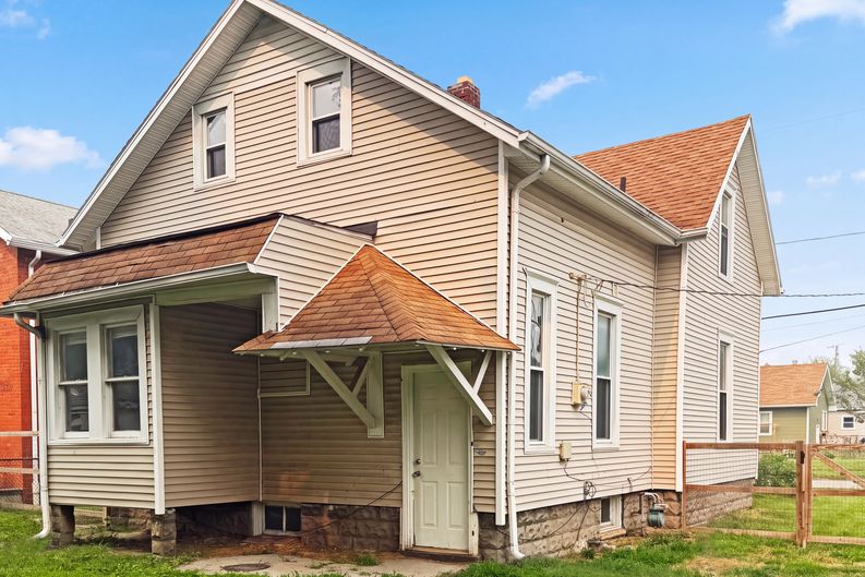 Photo 29 of 32 of 608 Howland Ave, Toledo, OH