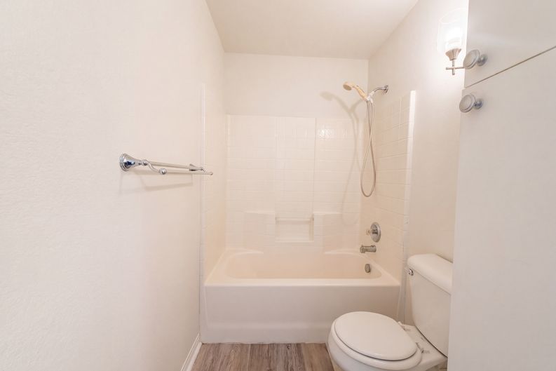 Photo 14 of 31 of 2408 Mikulec Dr, Killeen, TX