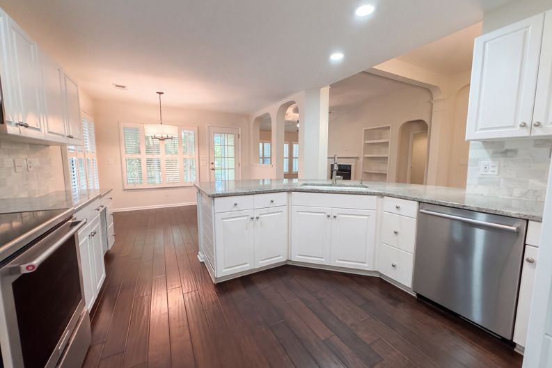 Photo 7 of 26 of 580 Pointe Of Oaks Rd, Summerville, SC