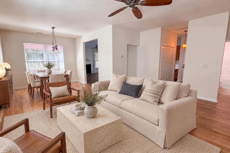 Photo 7 of 17 of 12740 Windyedge Rd, Huntersville, NC
