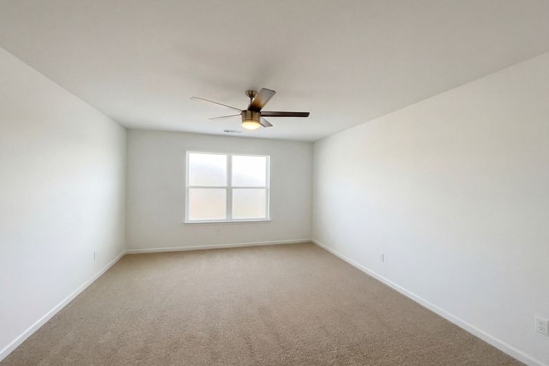 Photo 14 of 21 of 433 Heath Pl, Smyrna, TN