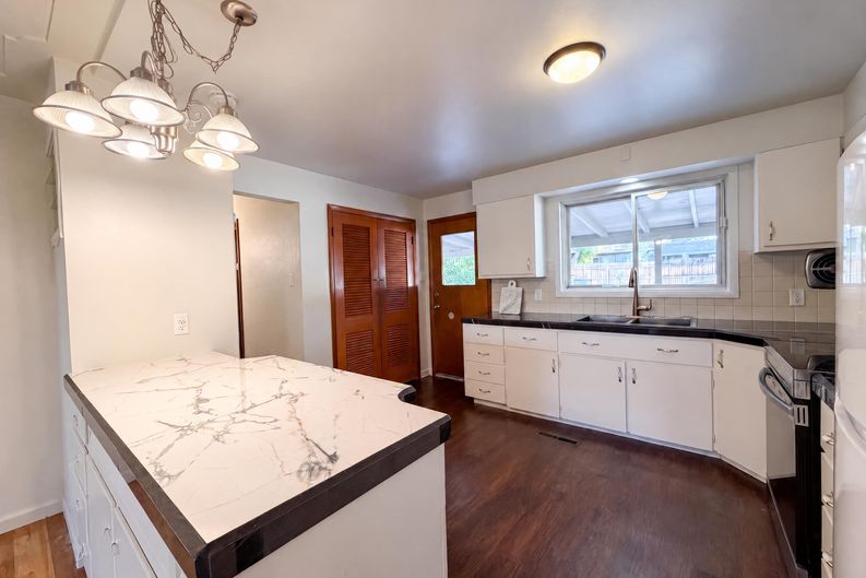 Photo 25 of 43 of 1535 W 15th St, Loveland, CO